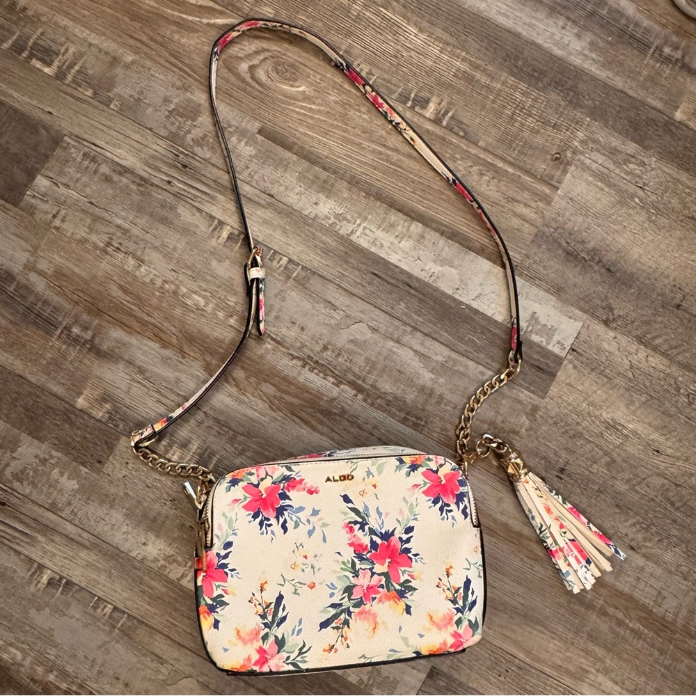 ALDO Floral Crossbody Bag Cream Gold Chain Tassel Camera Style Purse